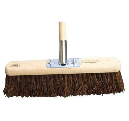 18" Stiff Bassine Platform Broom